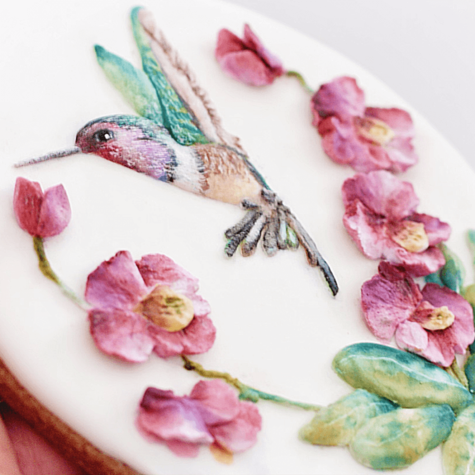 ORCHIDS AND HUMMINGBIRDS: Dimensional Royal Icing Cookie (ENGLISH)
